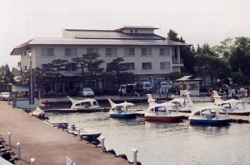湖畔の宿藤屋旅館