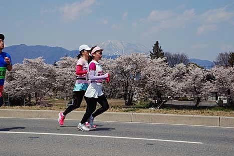 Running the Nagano Olympic Commemorative Marathon in Nagano City
