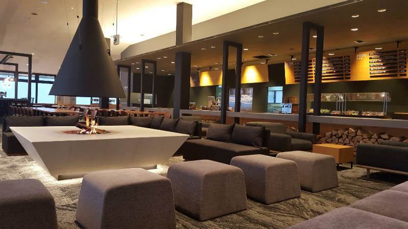 【山頂カフェレストラン SORA terrace cafe】&lt;br /&gt;
&lt;br /&gt;
こだわり珈琲やできたてフードが楽しめる「SORA terrace cafe」が2017年夏にオープン！暖炉もありラグジュアリーな空間が広がります。1