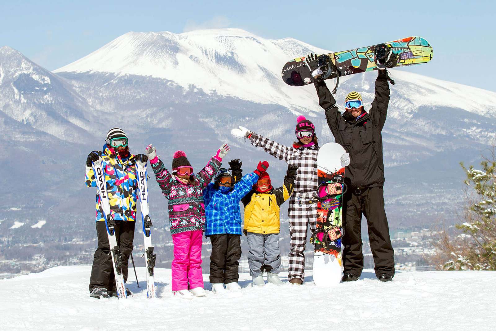 この冬こそ！親子でスキー＆スノーボードデビュー 初心者でも楽しめる長野県のスキー場 | _スキー・スノーボード | _スキー・スノーボード |  トリップアイデア | Go NAGANO 長野県公式観光サイト