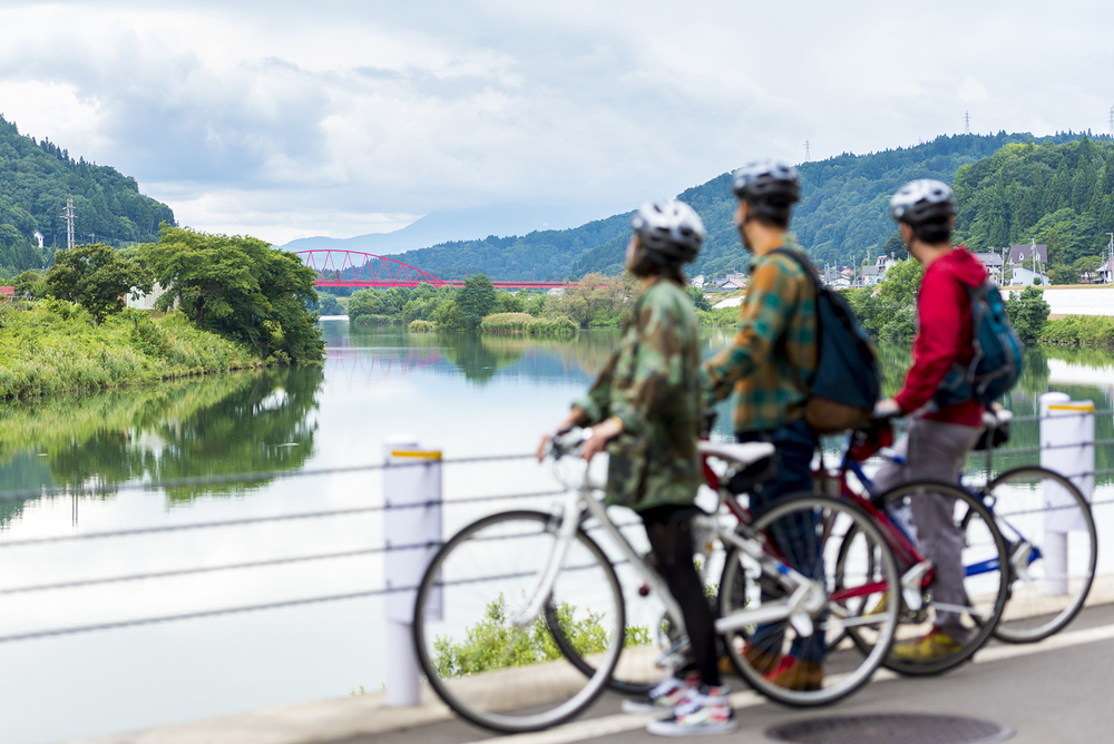 飯山駅発着「BACK TO THE FURUSATO」 唱歌「ふるさと」に歌われる里山を巡るサイクリングツアー