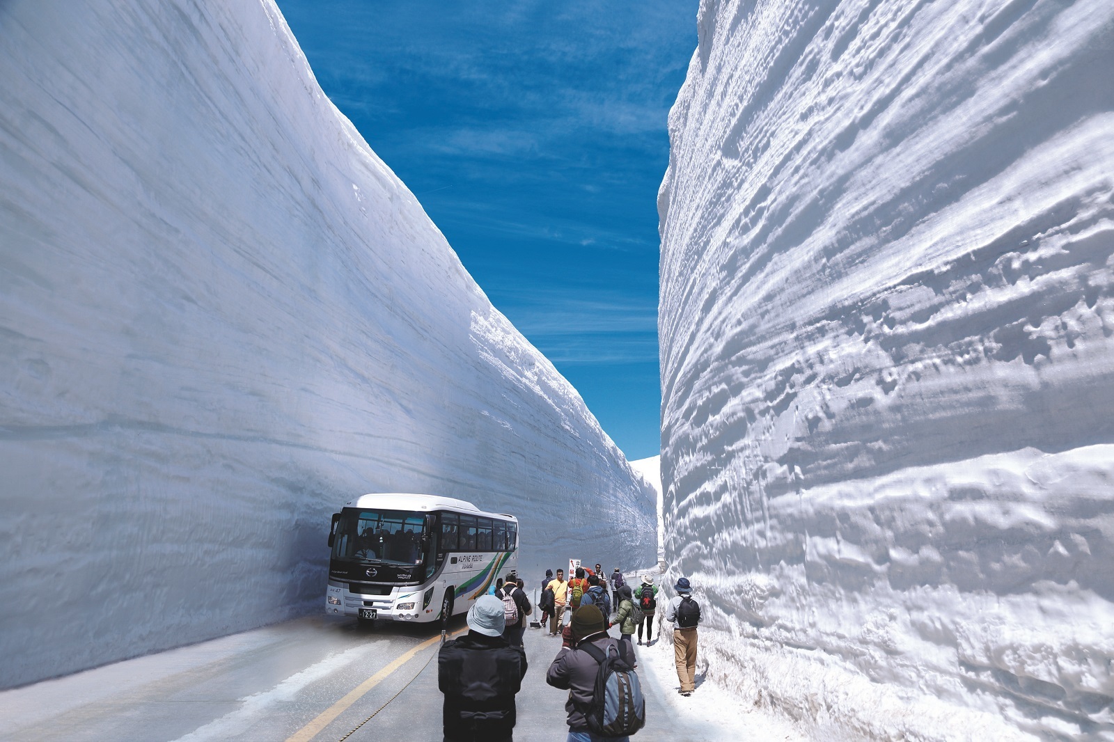tateyama kurobe alpine route tour from nagano