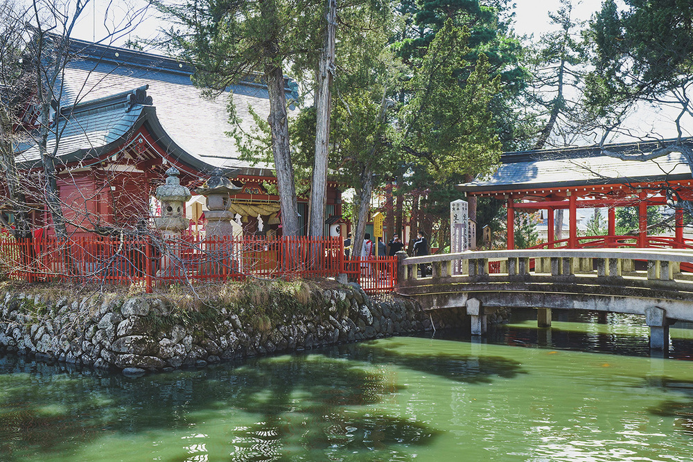 ©︎生島足島神社1