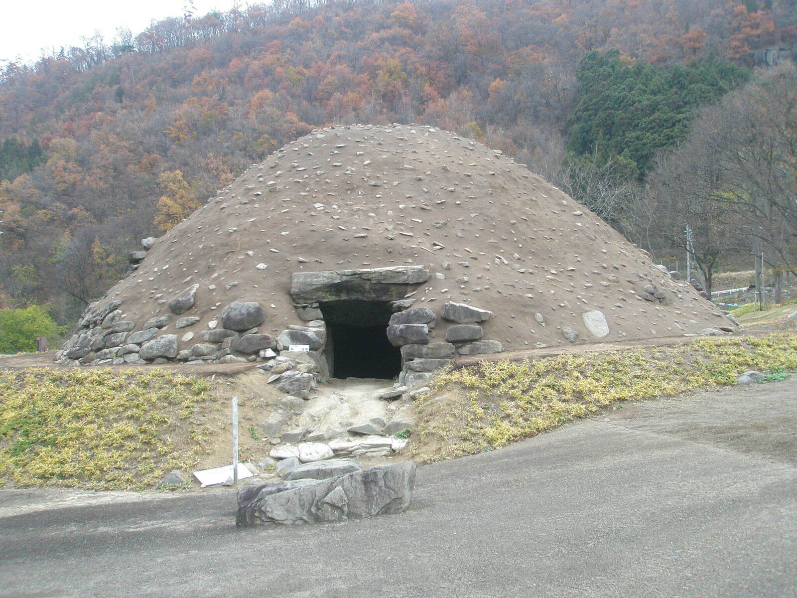 大室古墳群 Go NAGANO 長野県公式観光サイト