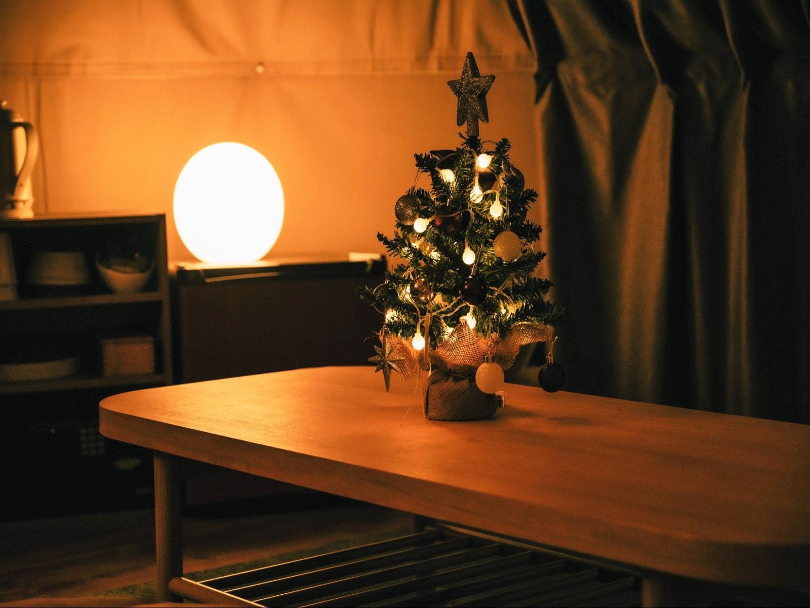 あたたかな光でクリスマスの雰囲気を盛り上げます