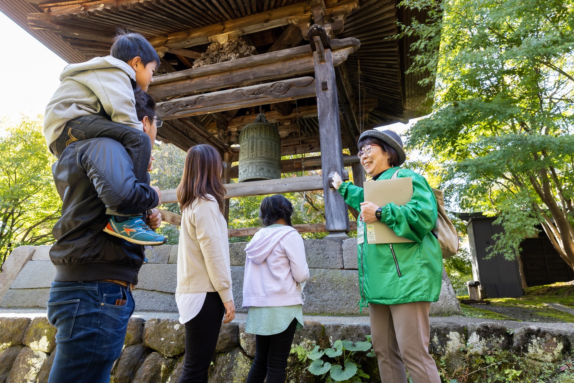 観光ガイド「ふるさと案内人」と寺町を散策！