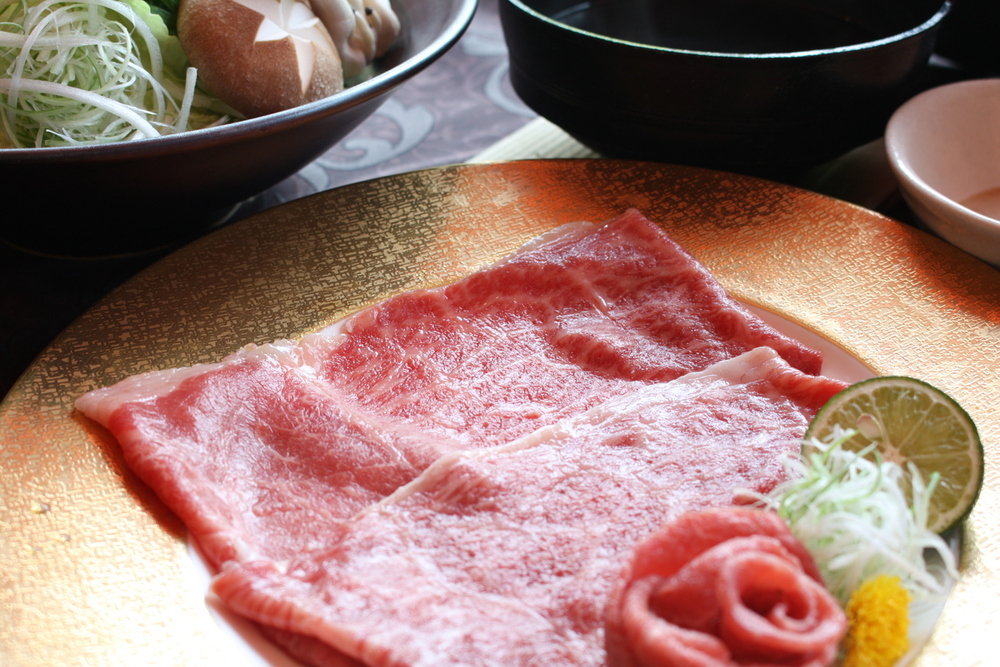 信州プレミアム牛肉のすき鍋【2025-26ゲレ食：大北エリア】