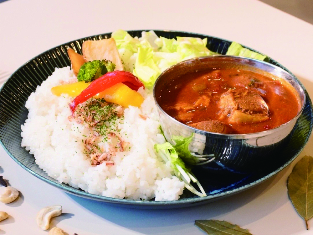 シェフのラムカレー【2025-26ゲレ食：東信・菅平高原エリア】